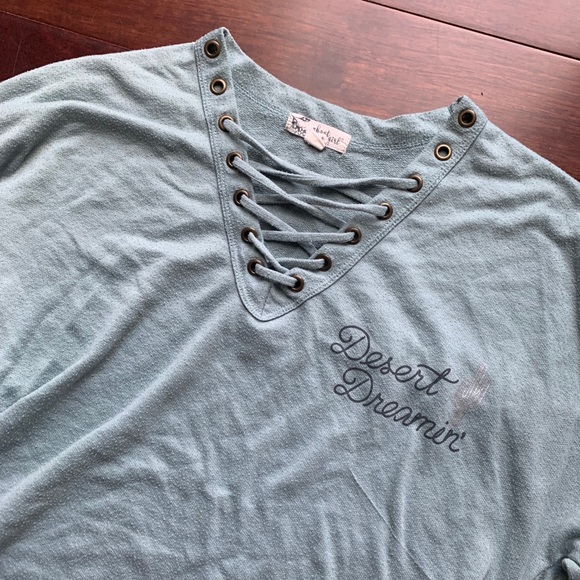 Top with criss-cross and dessert dreamin - Picture 4 of 4